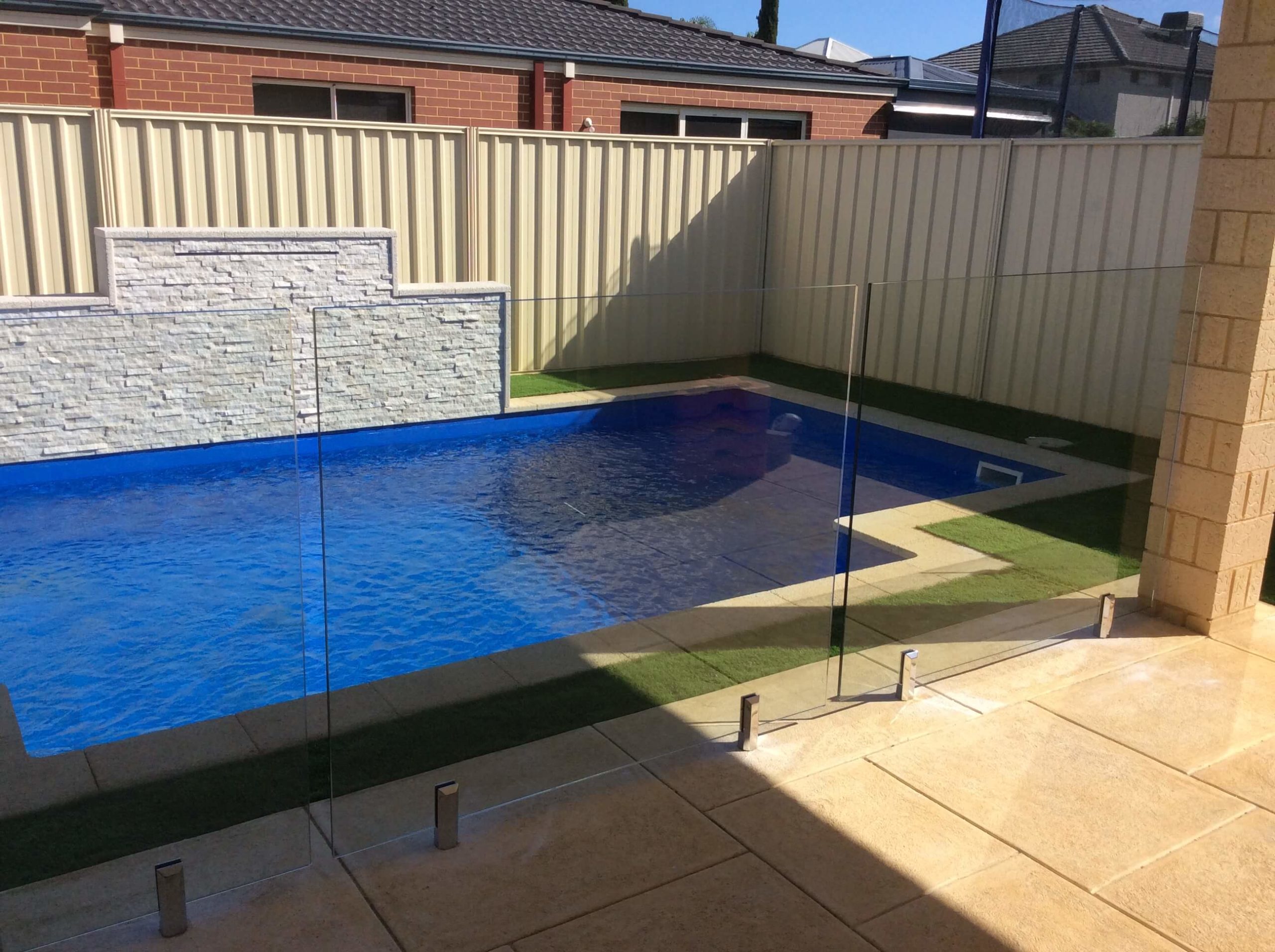 Diy Glass Pool Fencing A Homeowner S Guide Aussie Balustrading Stairs